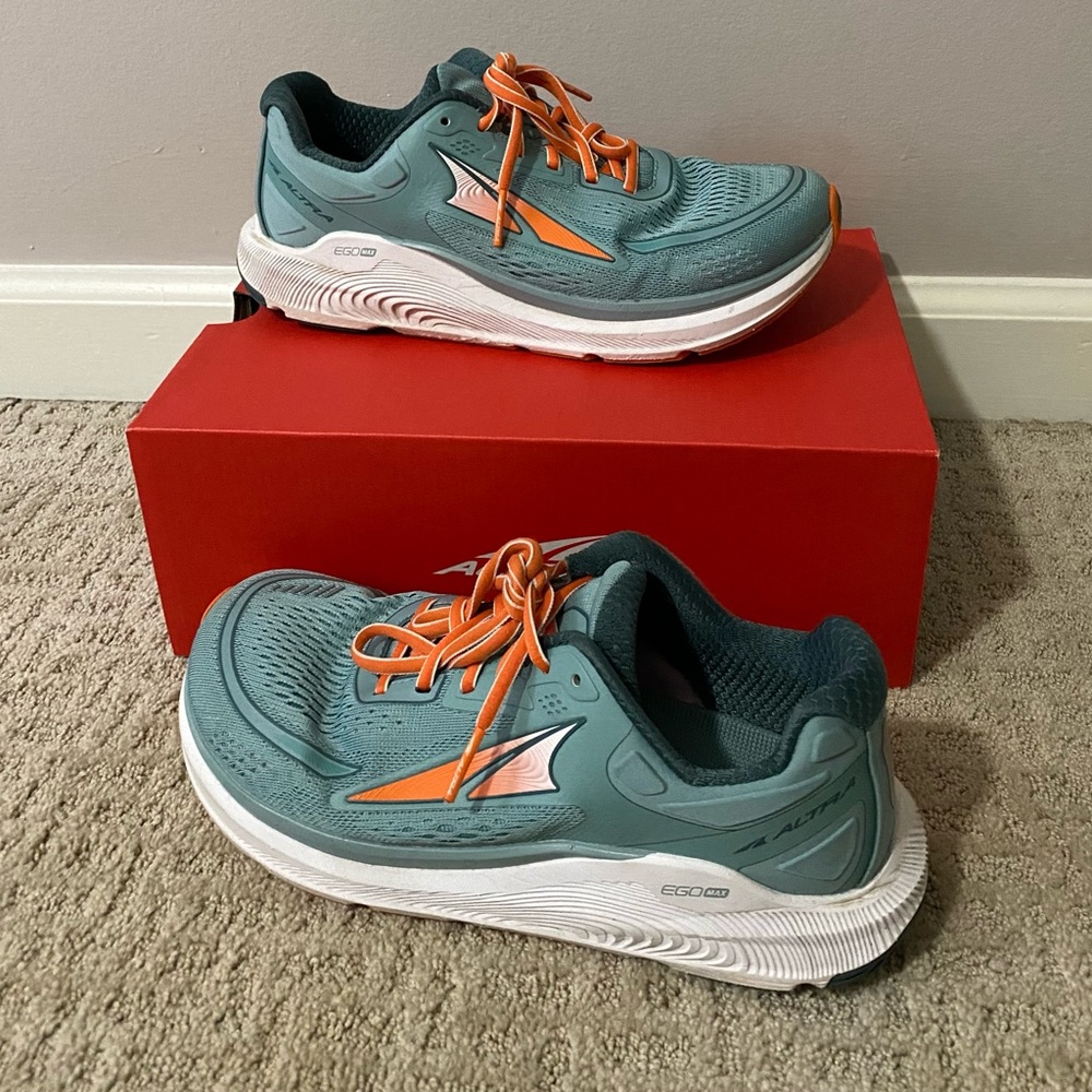 Altra Paradigm 6 Running shoes
